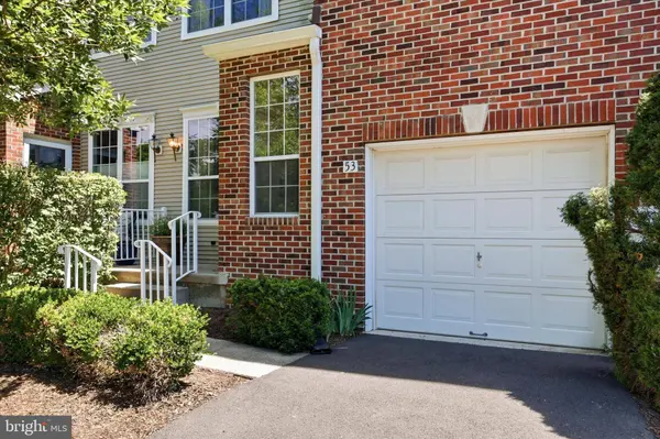 53 DISPATCH DR, Washington Crossing, PA 18977