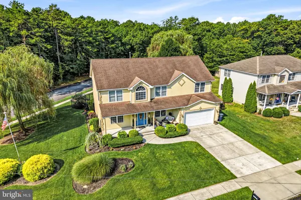 236 UPLAND AVE, Absecon, NJ 08201