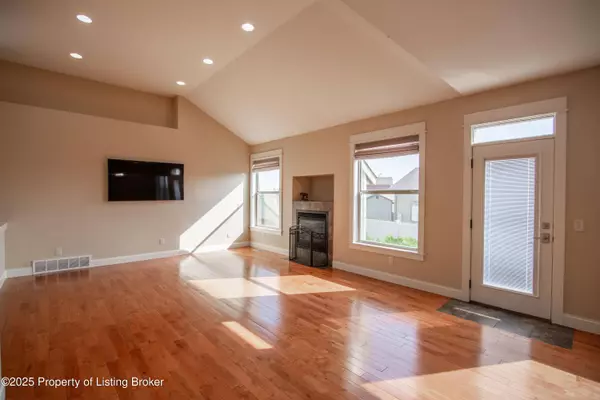 Mustang, Dickinson, ND 58601