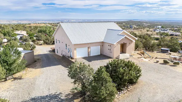 6886 FOOTHILLS DR, Farmington, NM 87402
