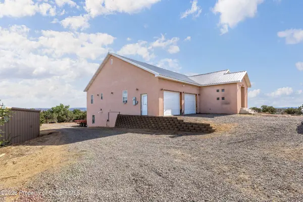 6886 FOOTHILLS DR, Farmington, NM 87402
