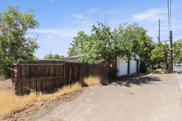 1414 N SULLIVAN AVE, Farmington, NM 87401