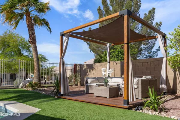 10909 W CHASE Lane, Avondale, AZ 85323