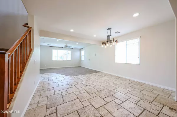 16475 N 183RD Drive, Surprise, AZ 85388