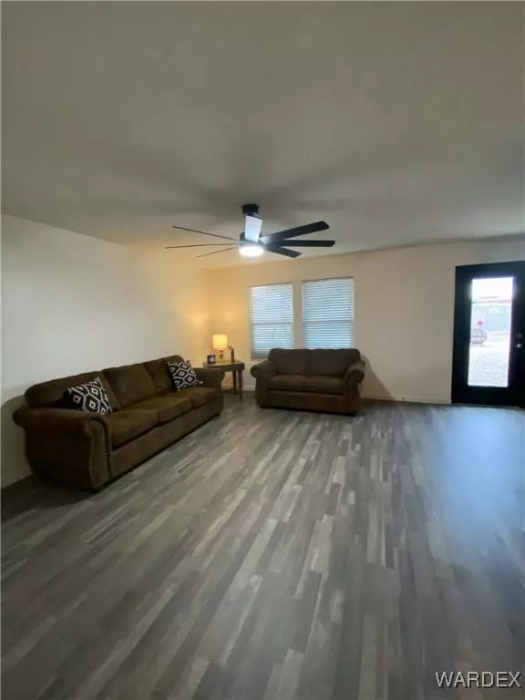 3584 E Koval DR, Kingman, AZ 86409