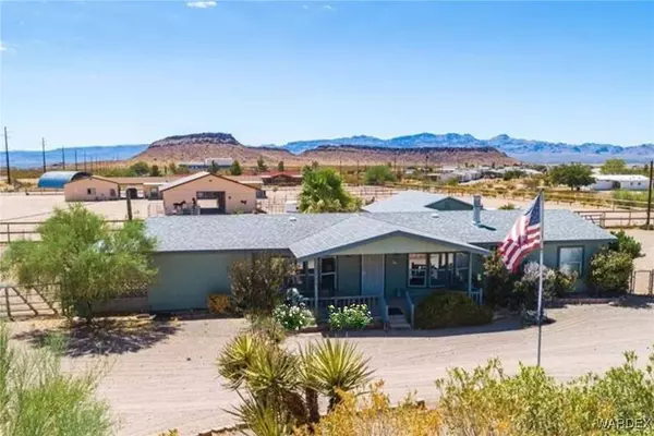 2894 W Malibu RD, Golden Valley, AZ 86413