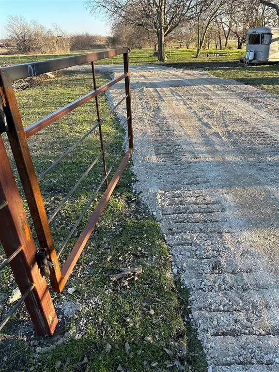 5740 Cr-107, Kaufman, TX 75142