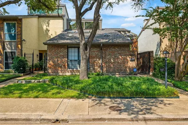 9317 Chimneysweep Lane, Dallas, TX 75243