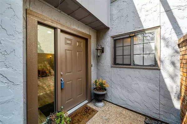 9317 Chimneysweep Lane, Dallas, TX 75243