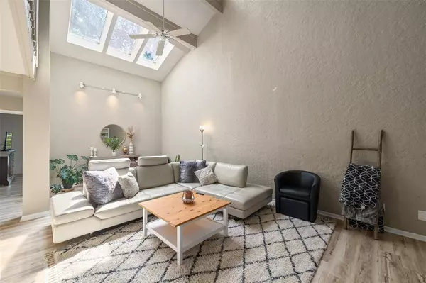 9317 Chimneysweep Lane, Dallas, TX 75243