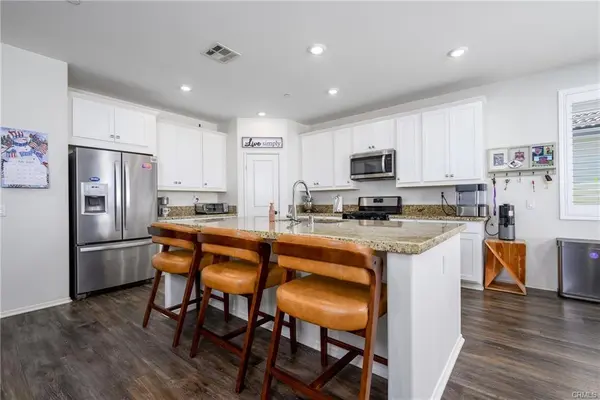 30159 Honor Ct, Menifee, CA 92584-1309