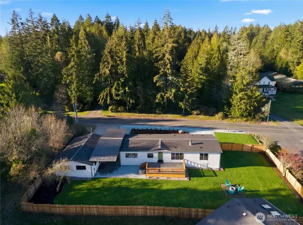 12406 104th ST NW, Gig Harbor, WA 98329