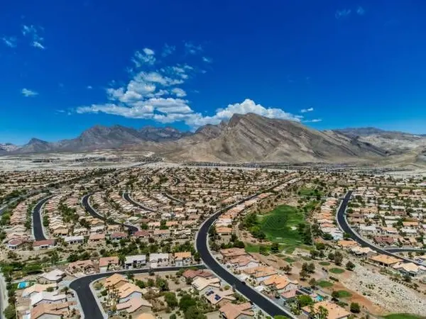 Living in Summerlin: A 2026 Buyer's Guide to Las Vegas's Premier Master-Planned Community,Melissa "Missy" White-Simmons