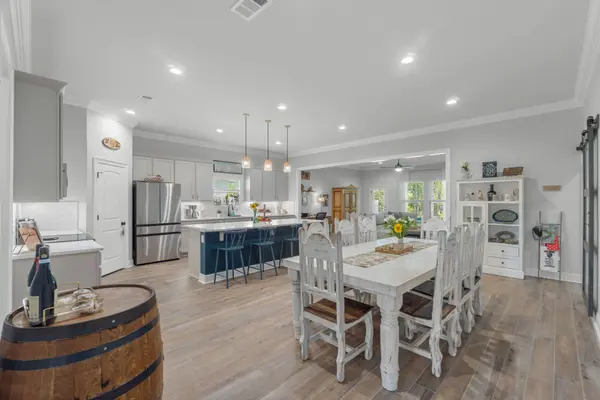 8 Cozy CV, Freeport, FL 32439