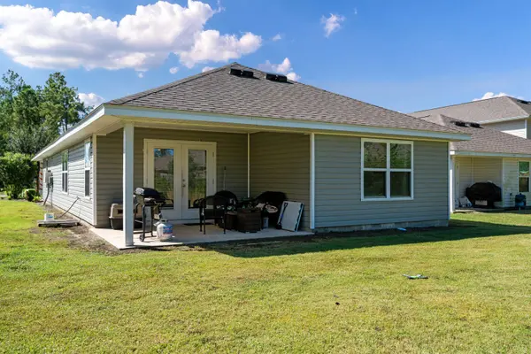 669 Earl Godwin RD, Freeport, FL 32439