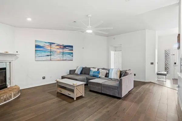 1929 Jessica WAY, Navarre, FL 32566