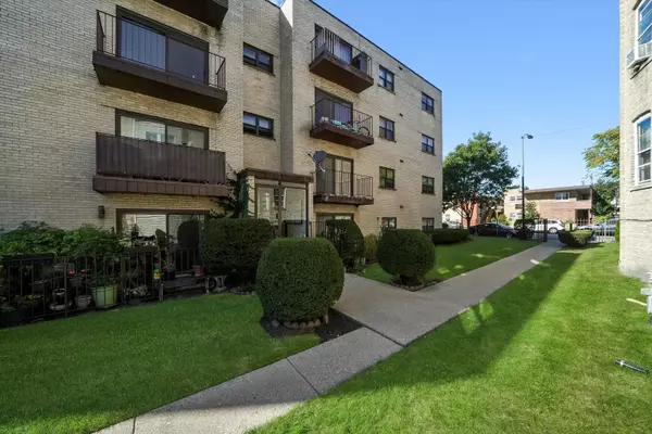 2615 W FOSTER Avenue #201, Chicago, IL 60625