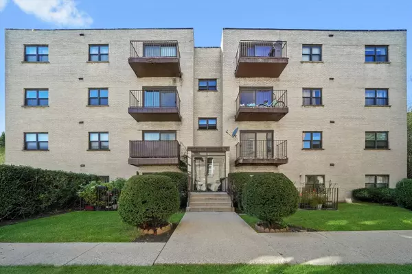 2615 W FOSTER Avenue #201, Chicago, IL 60625