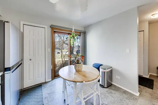 181 W Fabish Drive, Buffalo Grove, IL 60089