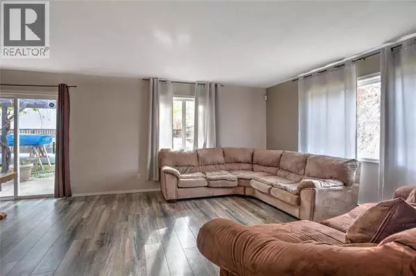 331-351 Phipps Crescent, Kelowna, BC V1V2T2