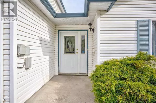 331-351 Phipps Crescent, Kelowna, BC V1V2T2