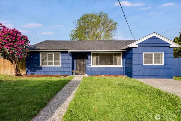 729 Woodford AVE N, Kent, WA 98031
