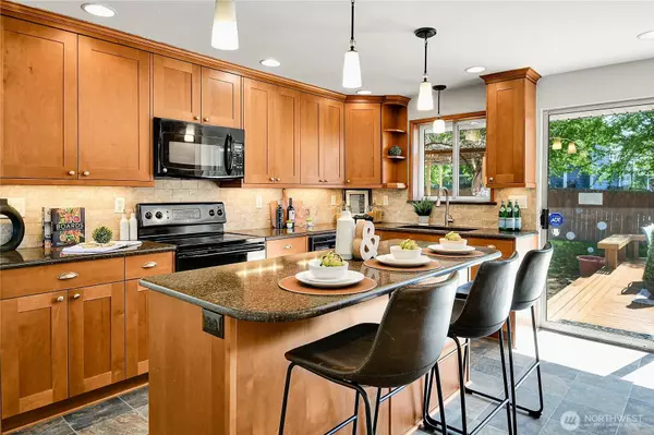 802 Index CT NE, Renton, WA 98056