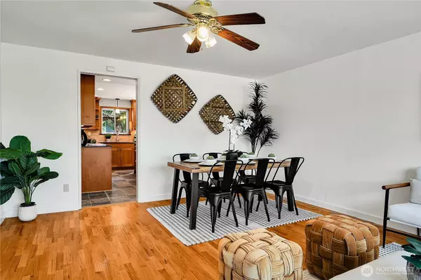 802 Index CT NE, Renton, WA 98056