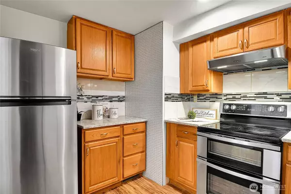 802 Index CT NE, Renton, WA 98056