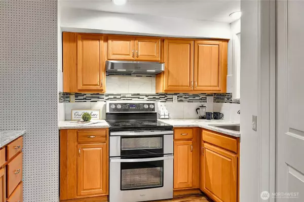 802 Index CT NE, Renton, WA 98056