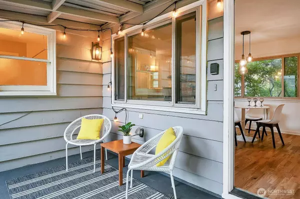 6710 Flora AVE S, Seattle, WA 98108