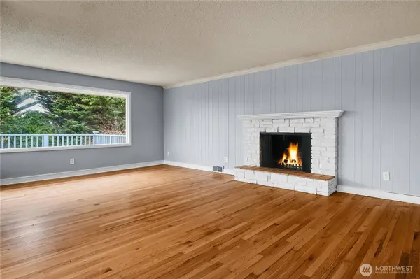 921 Sunset WAY, Bellevue, WA 98004