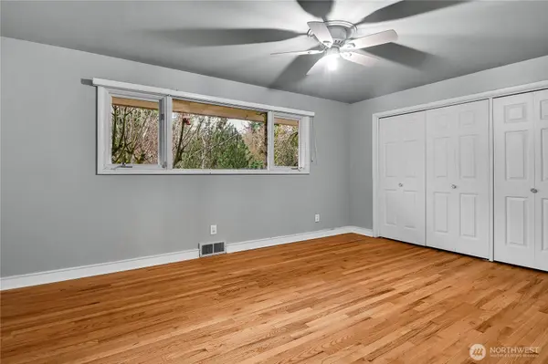 921 Sunset WAY, Bellevue, WA 98004