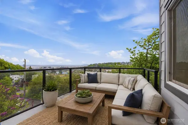 2040 13th AVE W #13, Seattle, WA 98119