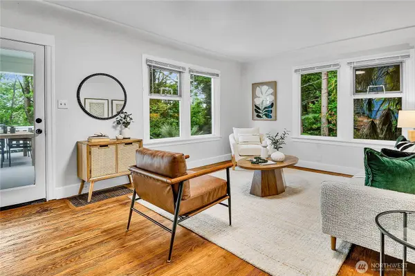 3016 S Edmunds ST, Seattle, WA 98108