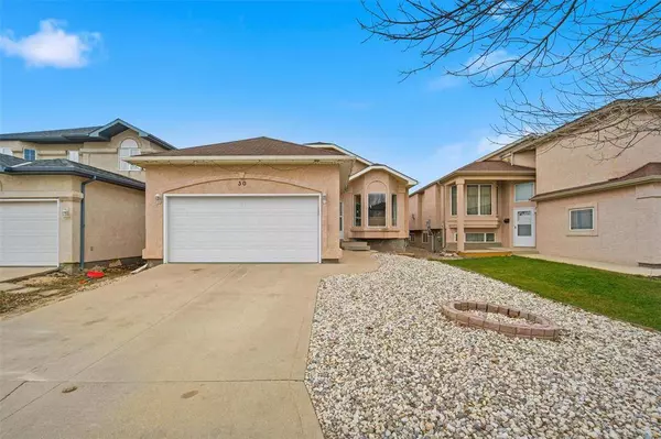 30 Wayfield DR, Winnipeg, MB R3T 6E1