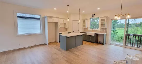 272 Matte DR, Kleefeld, MB R0A 0V1