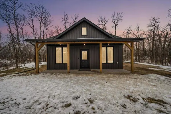 46 Remillard AVE, St Malo, MB R0A 1T0