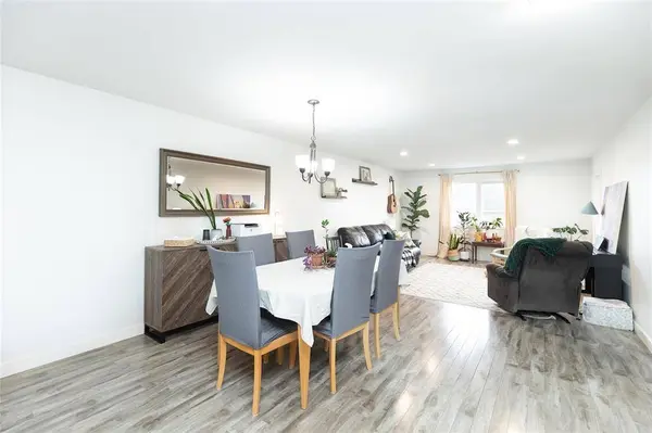 11 Rosebrook Trail TRL, Steinbach, MB R5G 0Z3