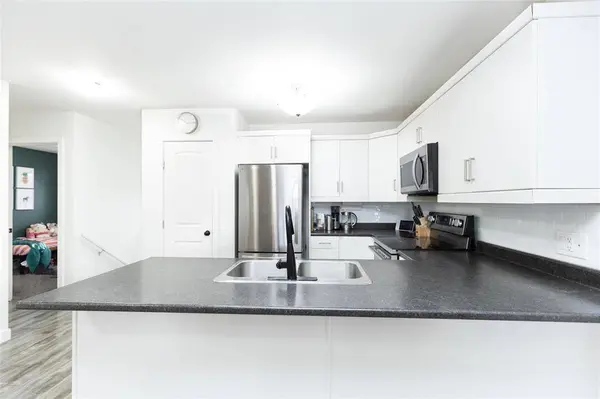 11 Rosebrook Trail TRL, Steinbach, MB R5G 0Z3