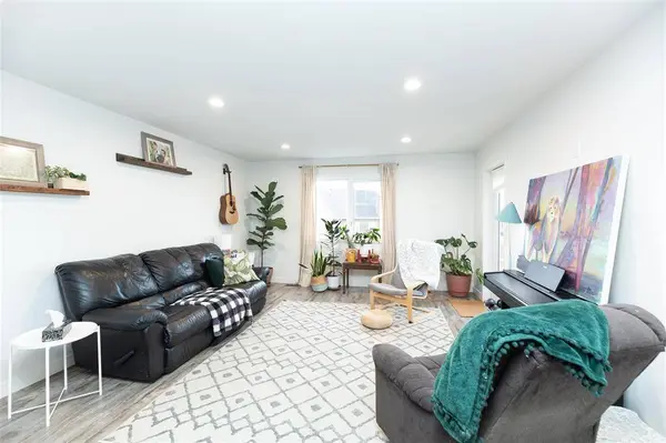 11 Rosebrook Trail TRL, Steinbach, MB R5G 0Z3