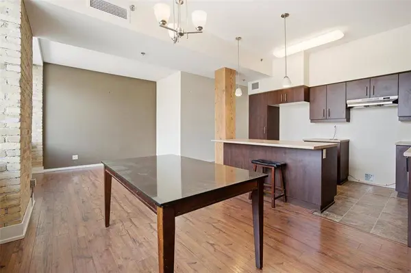 128 James AVE, Winnipeg, MB R3B 0N8