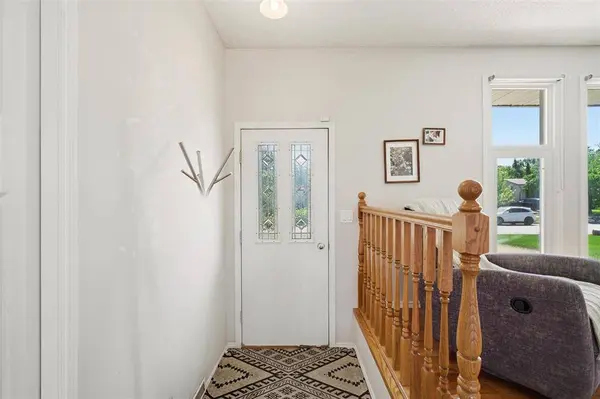 34 Giesbrecht ST, Steinbach, MB R5G 2B6