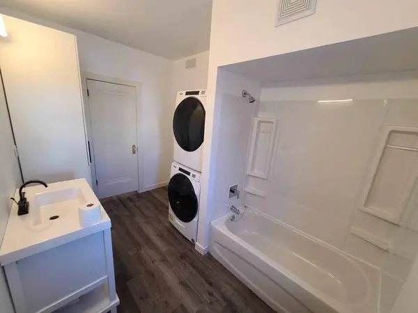 375 Arlington ST, Winnipeg, MB R3G 1Z1