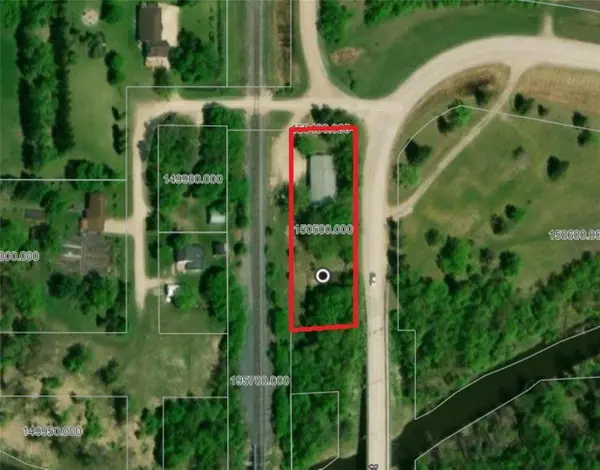 126 Main ST, Otterburne, MB R0A 1G0