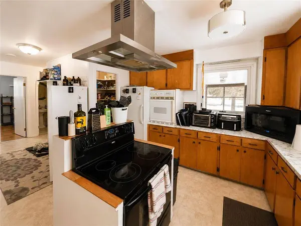126 Main ST, Otterburne, MB R0A 1G0