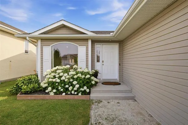 39 Westview DR, Steinbach, MB R5G 2C2