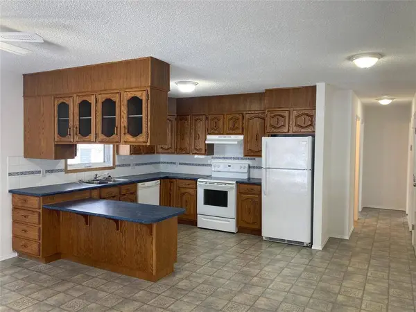 67 Barkman AVE, Steinbach, MB R5G 0V7