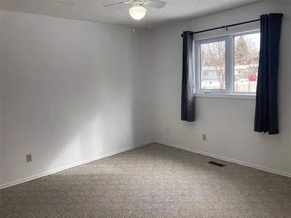 67 Barkman AVE, Steinbach, MB R5G 0V7