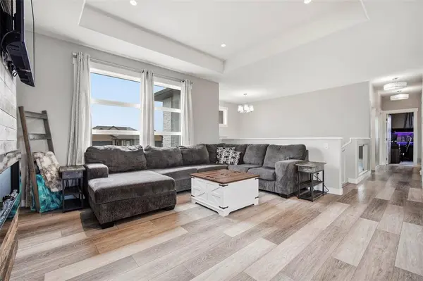 138 Saint Andrews WAY, Niverville, MB R0A 0A1